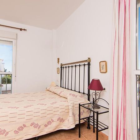 Apartamento Las Torres โกนิล เด ลาฟรอนเตรา ภายนอก รูปภาพ