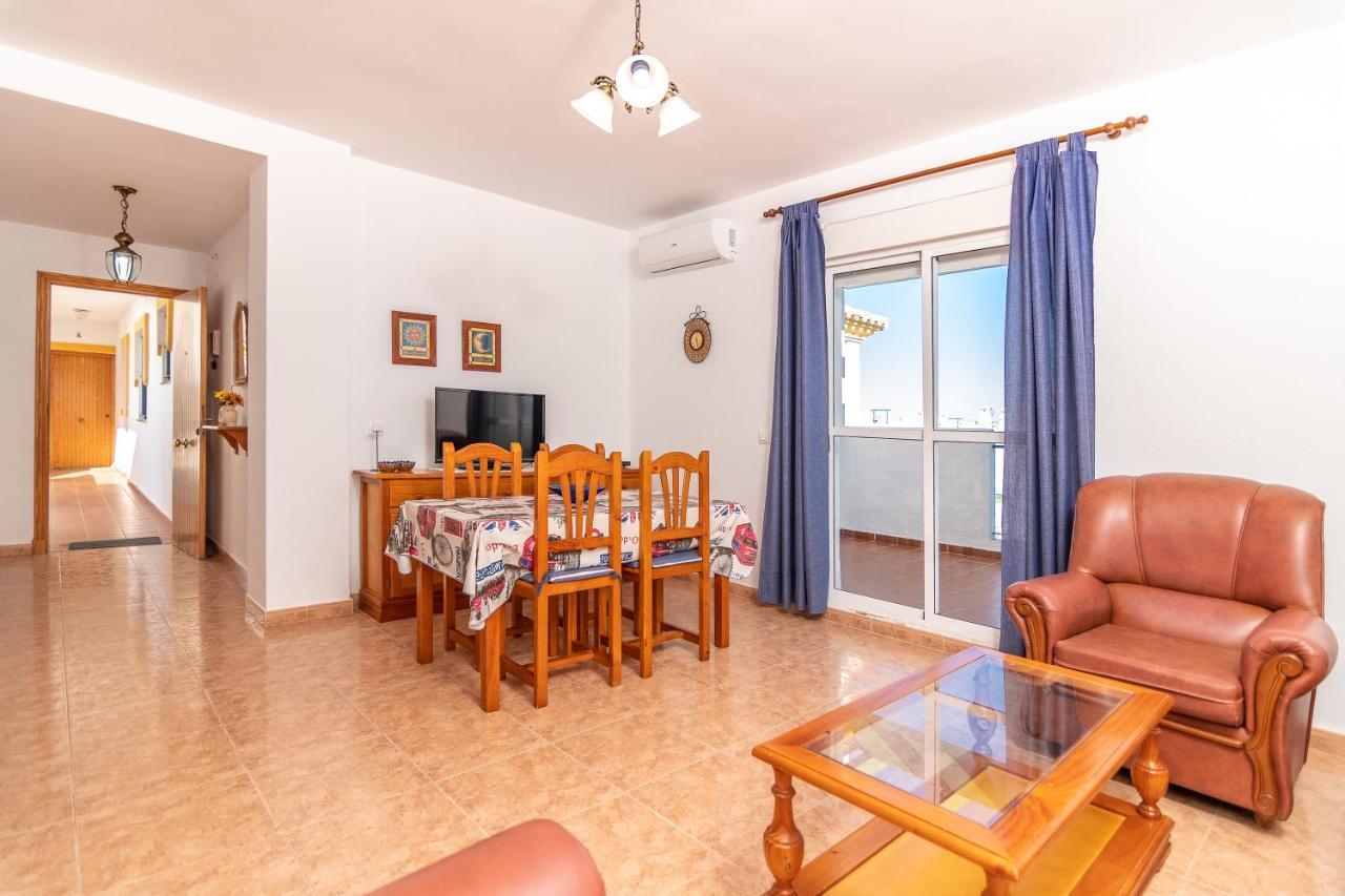Apartamento Las Torres โกนิล เด ลาฟรอนเตรา ภายนอก รูปภาพ