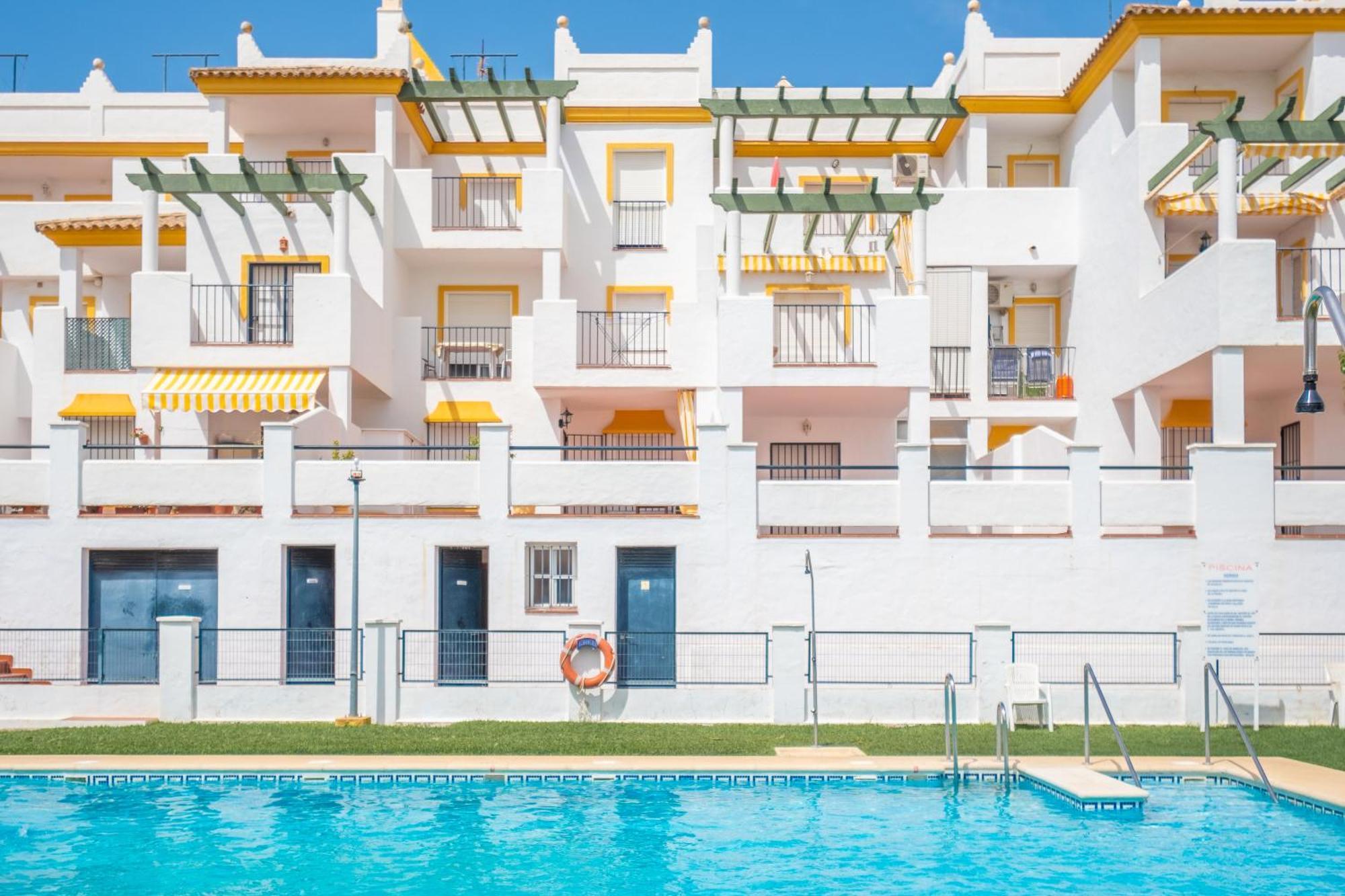 Apartamento Las Torres โกนิล เด ลาฟรอนเตรา ภายนอก รูปภาพ