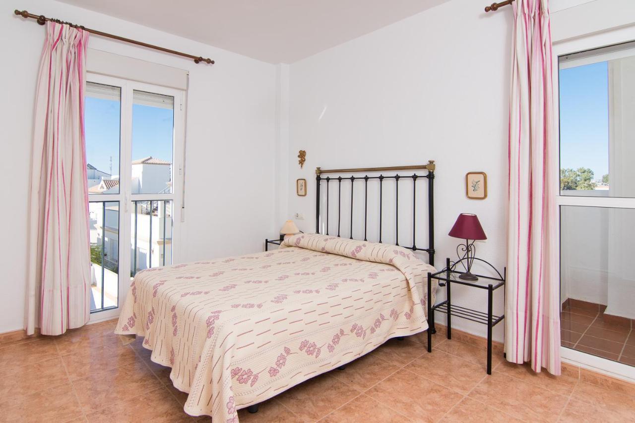 Apartamento Las Torres โกนิล เด ลาฟรอนเตรา ภายนอก รูปภาพ